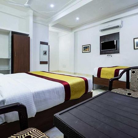 Collection O Vallabh Villas Udaipur Ngoại thất bức ảnh