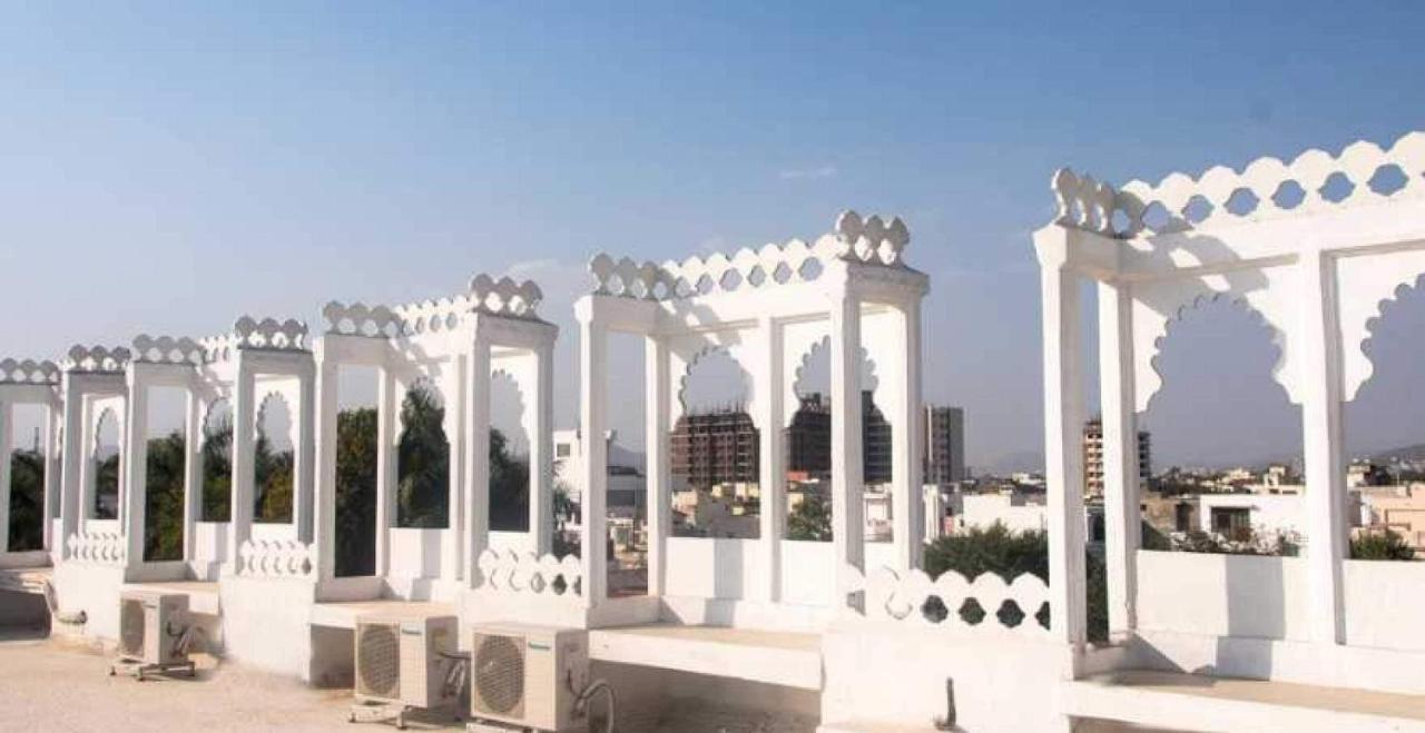 Collection O Vallabh Villas Udaipur Ngoại thất bức ảnh